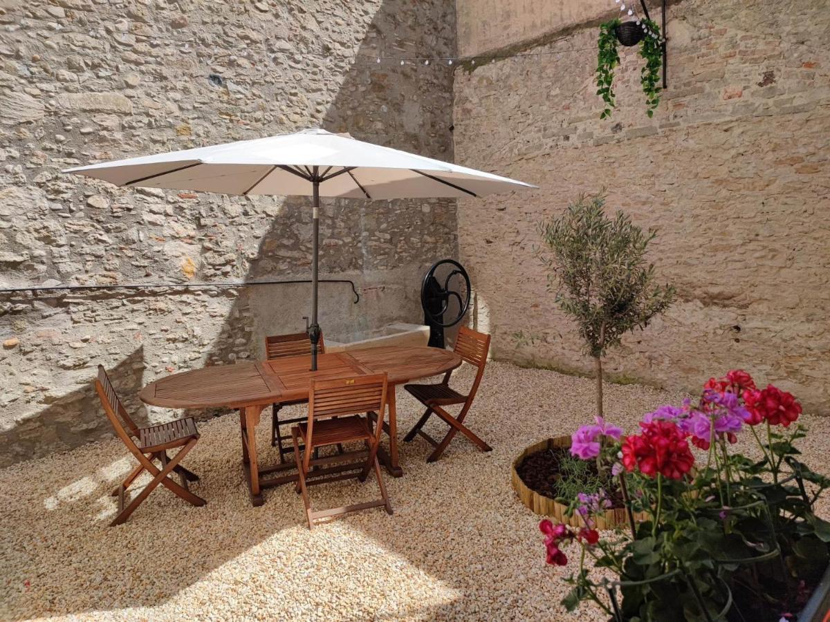 Апартаменты Le Jardin Secret Conciergeriedamecarcas Каркассон Экстерьер фото